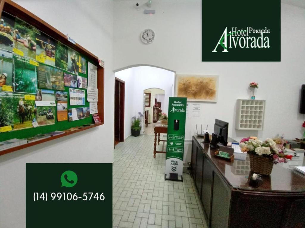 Espaco Alvorada ,Agendamento Das Atividades, Cafe Da Manha ,Banheira E Piscina No Centro Brotas Buitenkant foto