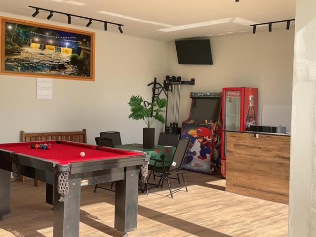 Espaco Alvorada ,Agendamento Das Atividades, Cafe Da Manha ,Banheira E Piscina No Centro Brotas Buitenkant foto